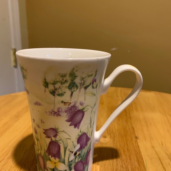 Roy Kirkman “ Serenity “ Fine Bone China Coffee Cup (England ) - Picture 1 of 5